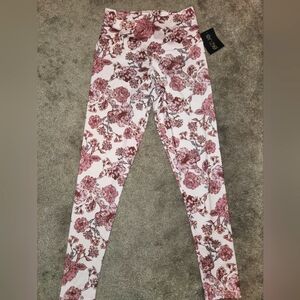 Onzie Pink Vintage Roses Legging Pant